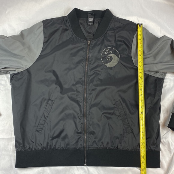 Nightmare before Christmas Bomber jacket size 2 - Picture 6 of 15